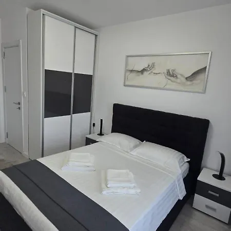 Marina 2 콘스탄차